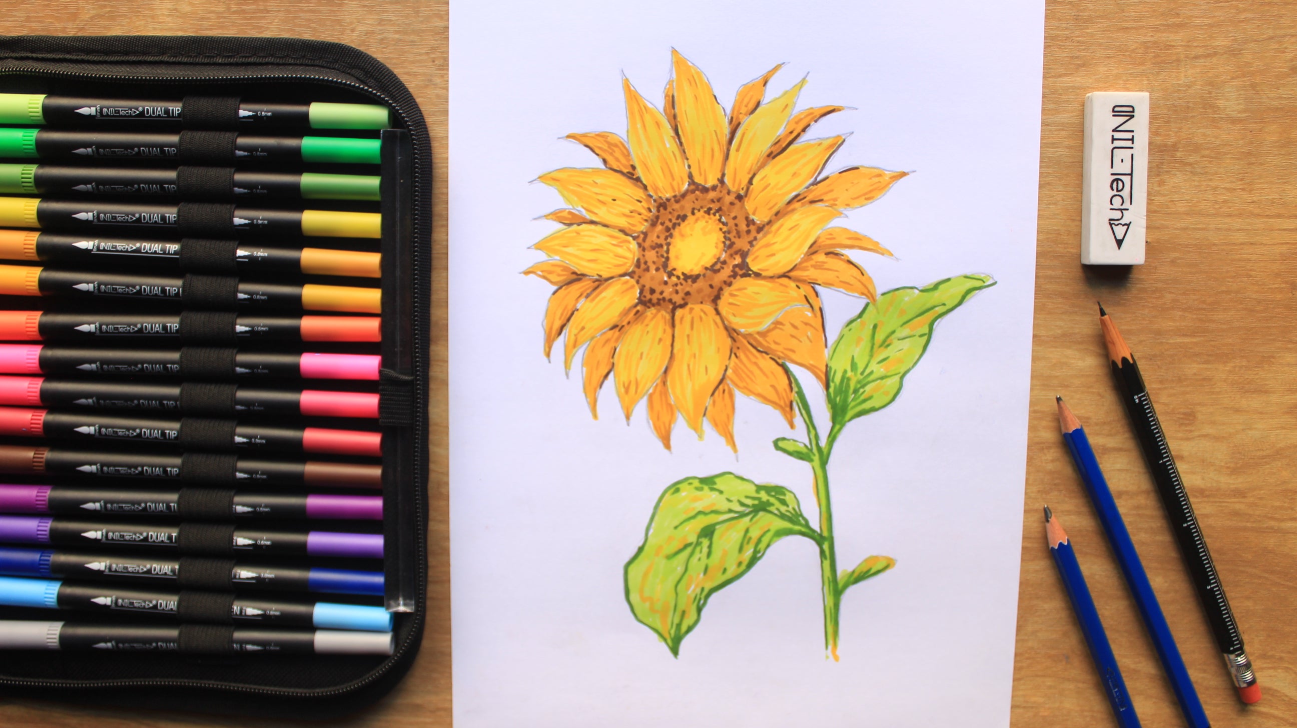 Sunflower Drawing Tutorial in Brush Pen and Fineliner: Easy Step-by-Step Guide